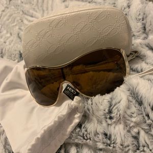 Women women's Oakley sunglasses